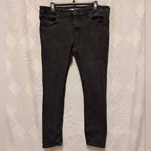 Hot Topic HT Men's Stinger Black Denim Stretchy Jeans Size 38 X 30